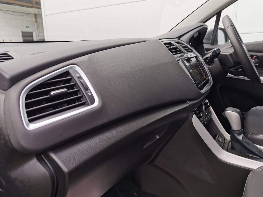 SX4 S-Cross