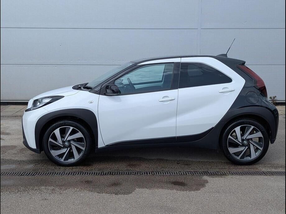 Aygo X