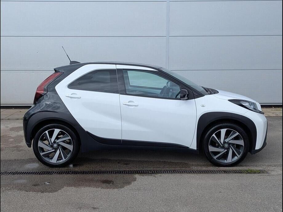 Aygo X